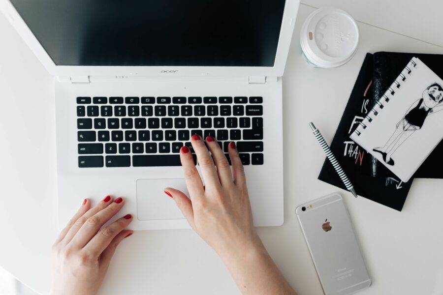 Не включається ноутбук: що робити