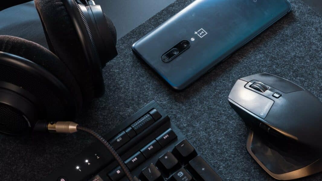 Як почистити динаміки на телефоні