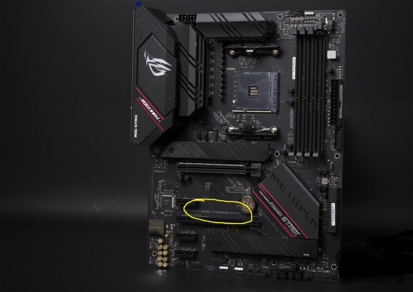 Як дізнатися модель материнської плати просто та швидко