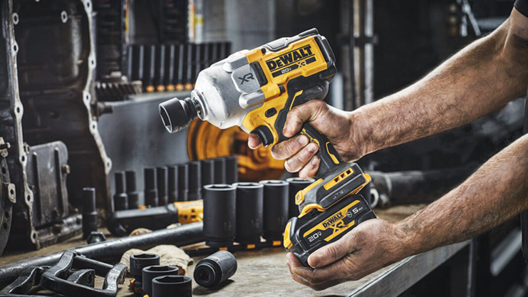 Який вибрати ударний дриль: критерії купівлі та найкращі моделі