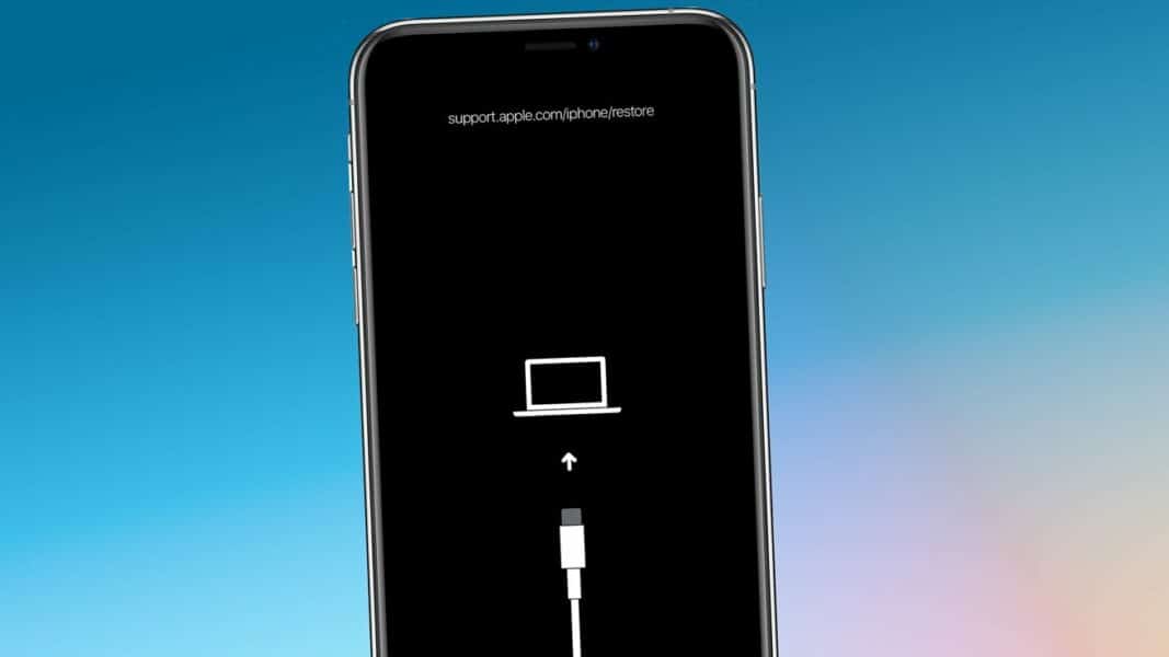 Як перепрошити iPhone у 2025 році та не пошкодити гаджет