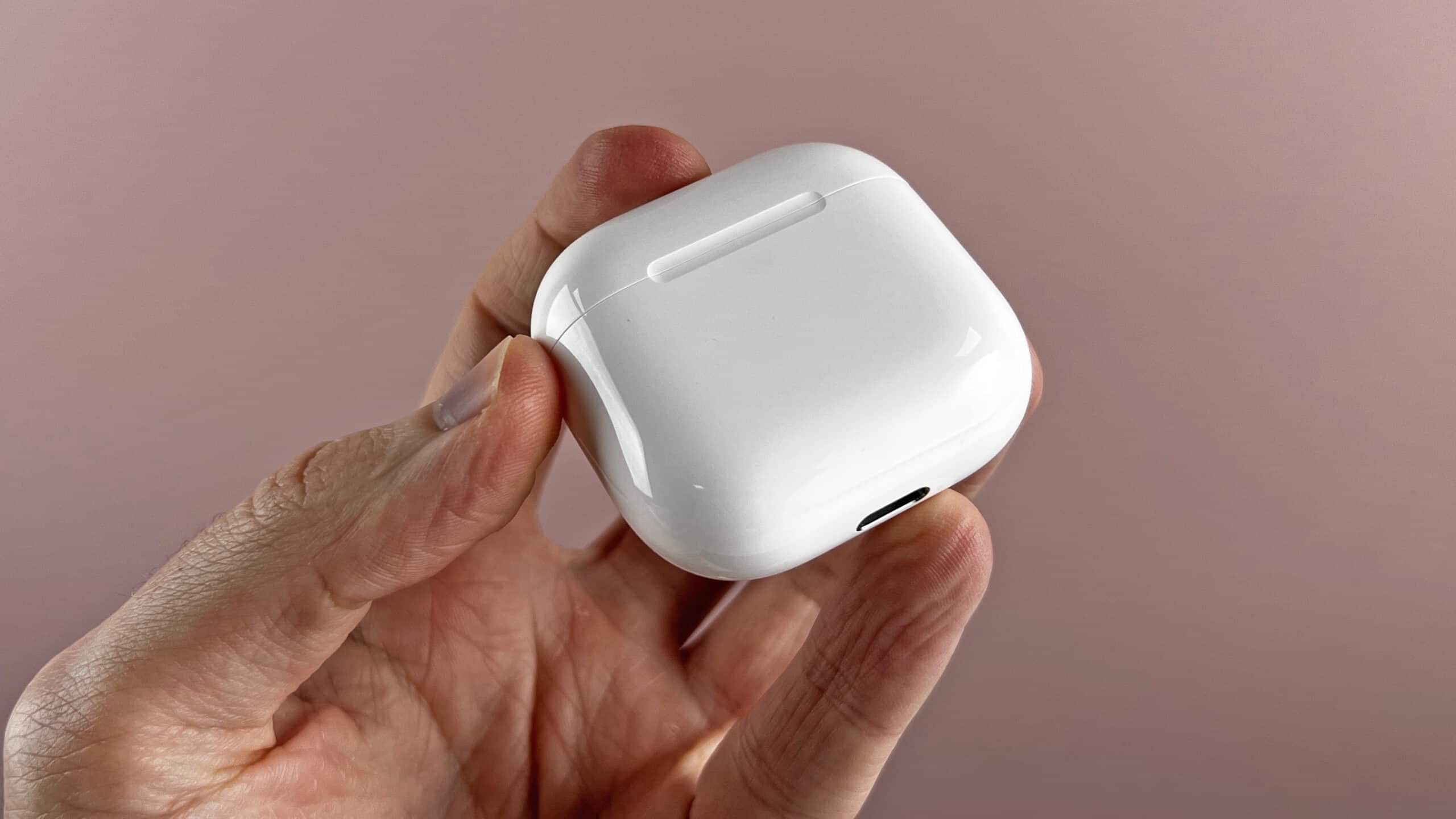 Как найти кейс от AirPods без наушников: полное руководство
