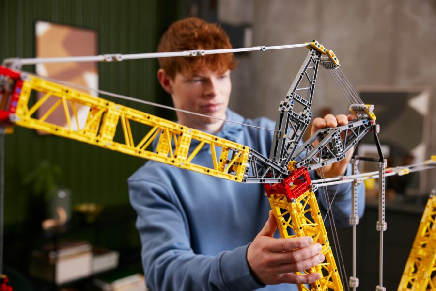 Які моделі будівельної техніки можна зібрати з LEGO Technic