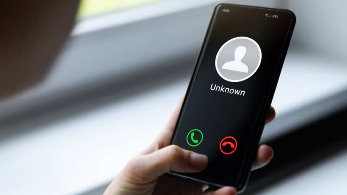 Чи можна знайти людину за номером телефону: 5 робочих способів