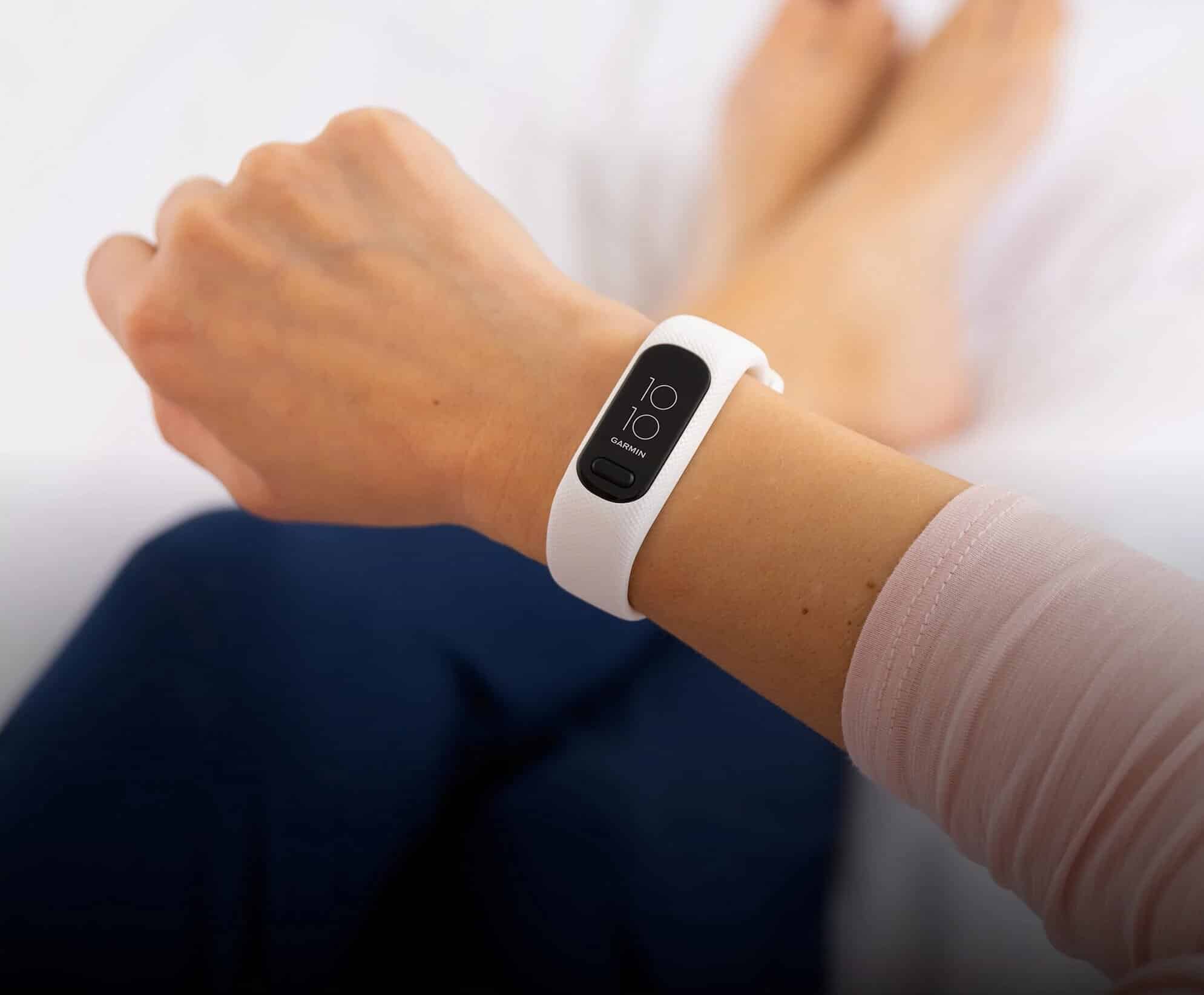 Як підключити фітнес-браслет до телефона: покрокове керівництво 2025