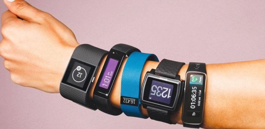 Смарт-часы и фитнес-браслет: в чем реальная разница в 2025 году