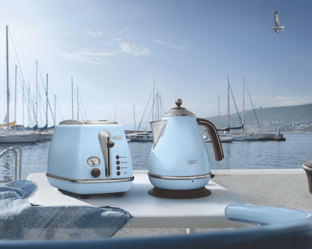 Це ідеальна кухня: техніка у синіх тонах