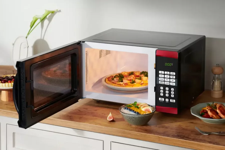 Механика, кнопки или сенсор: какой тип управления микроволновкой побеждает в 2025 году