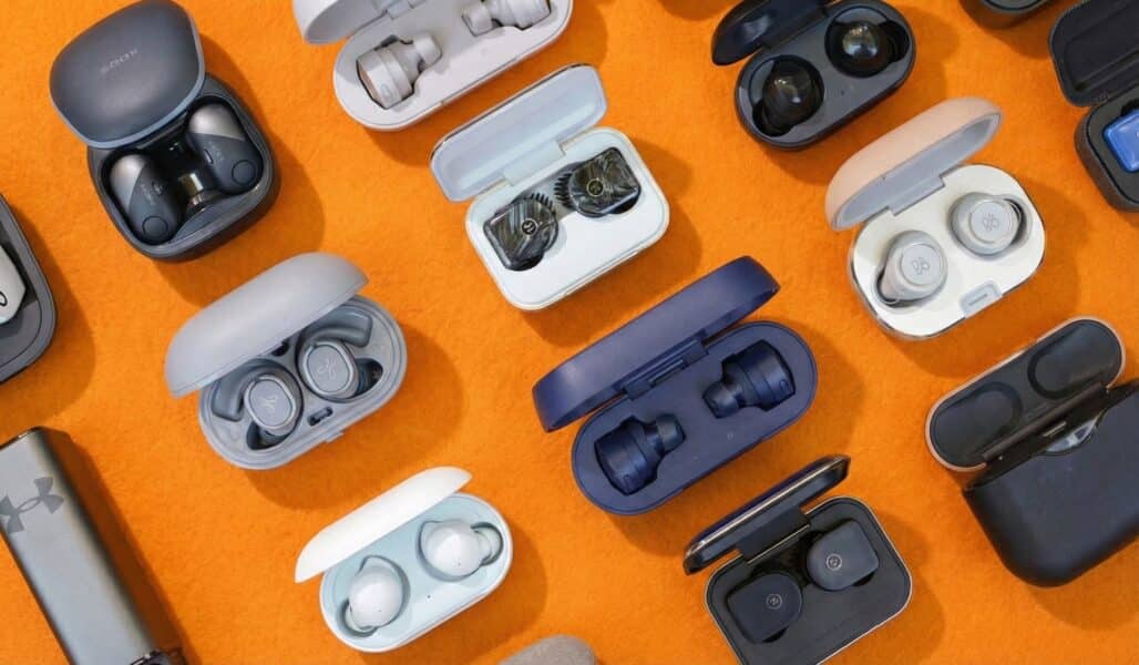 Ідеальний баланс: топ-10 TWS-навушників із чудовим звуком і потужною батареєю