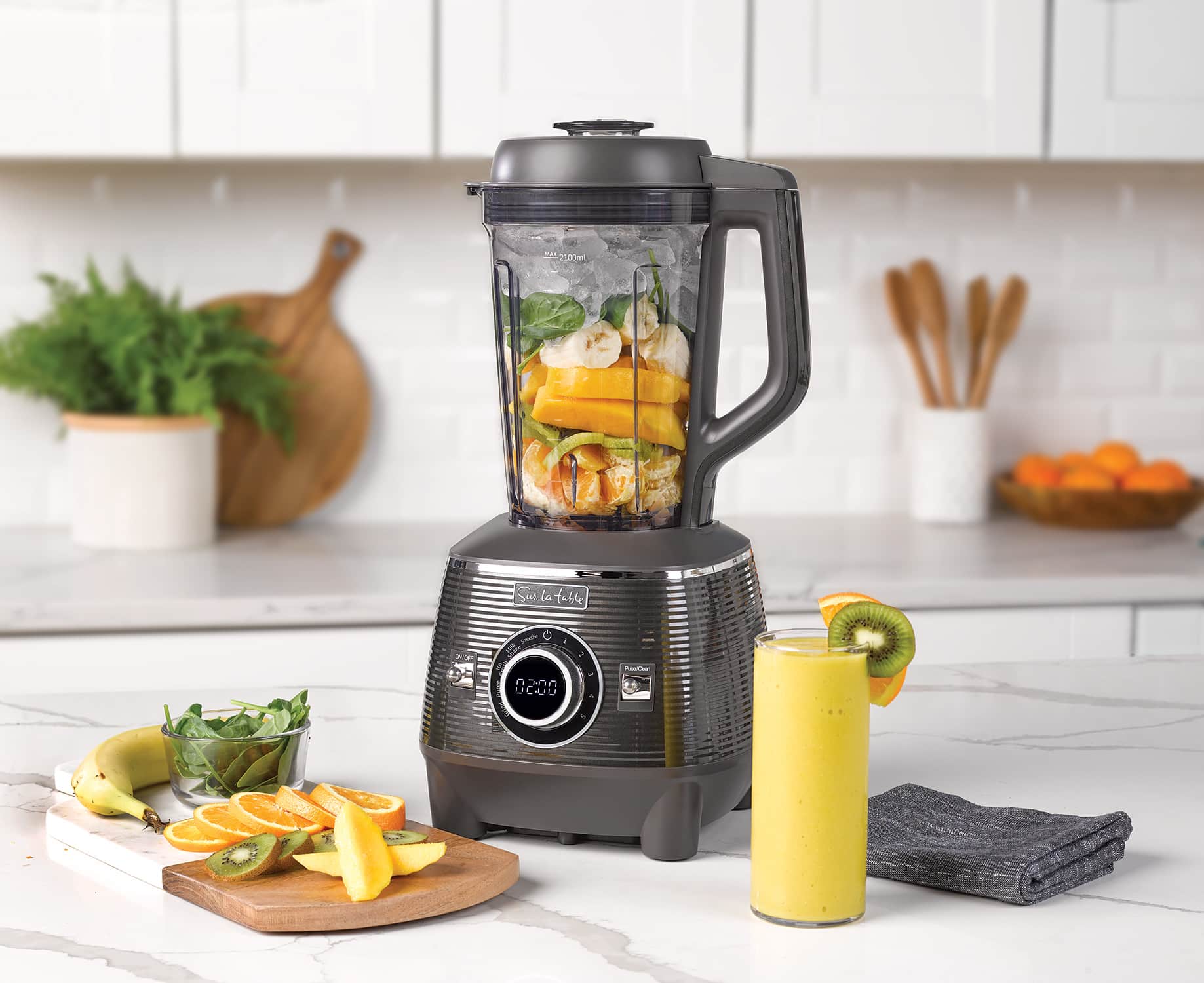 Гід стаціонарними блендерами: десятка найкращих моделей року