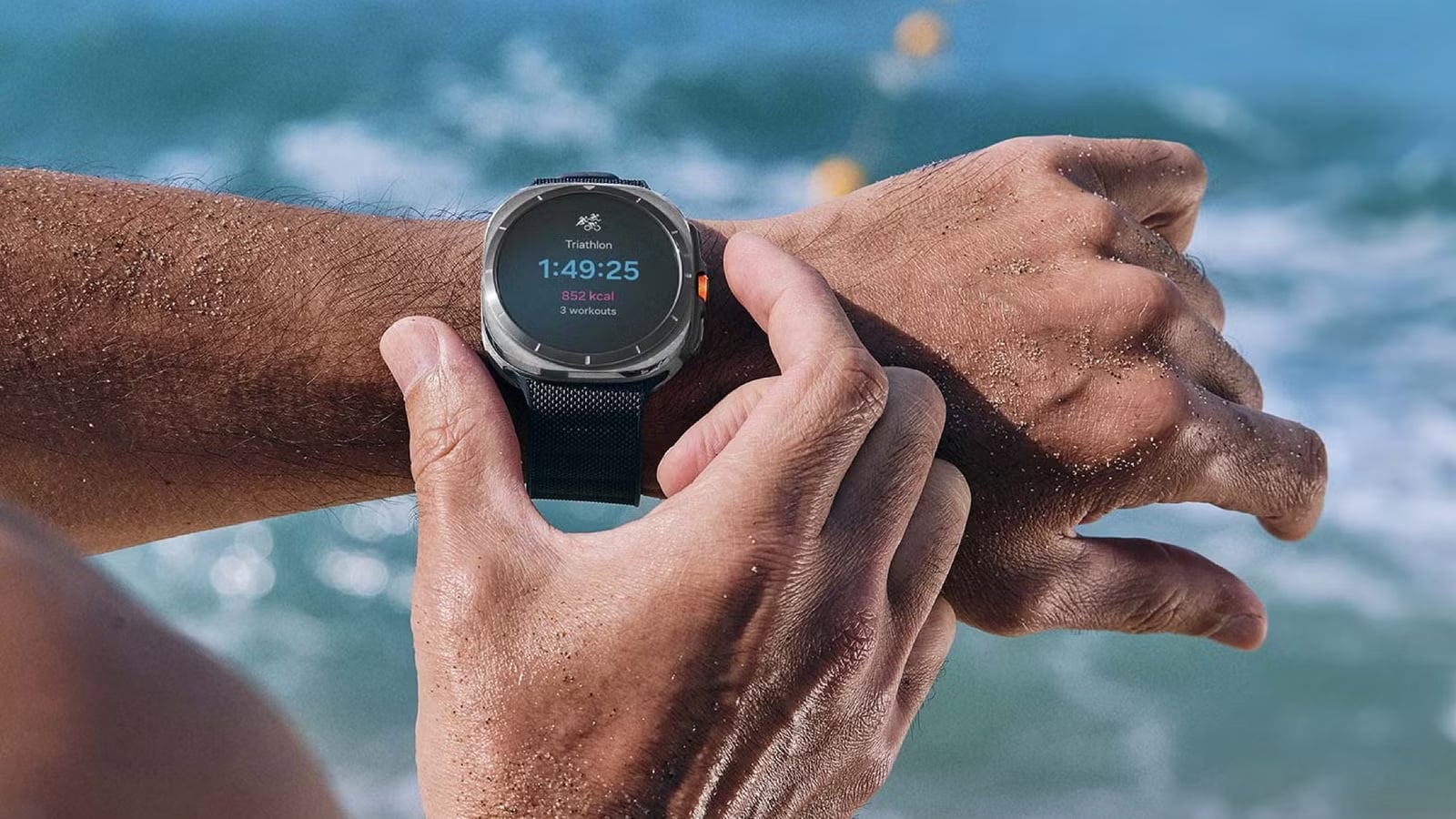 Водонепроникний смартгодинник: топ моделей, які не бояться води