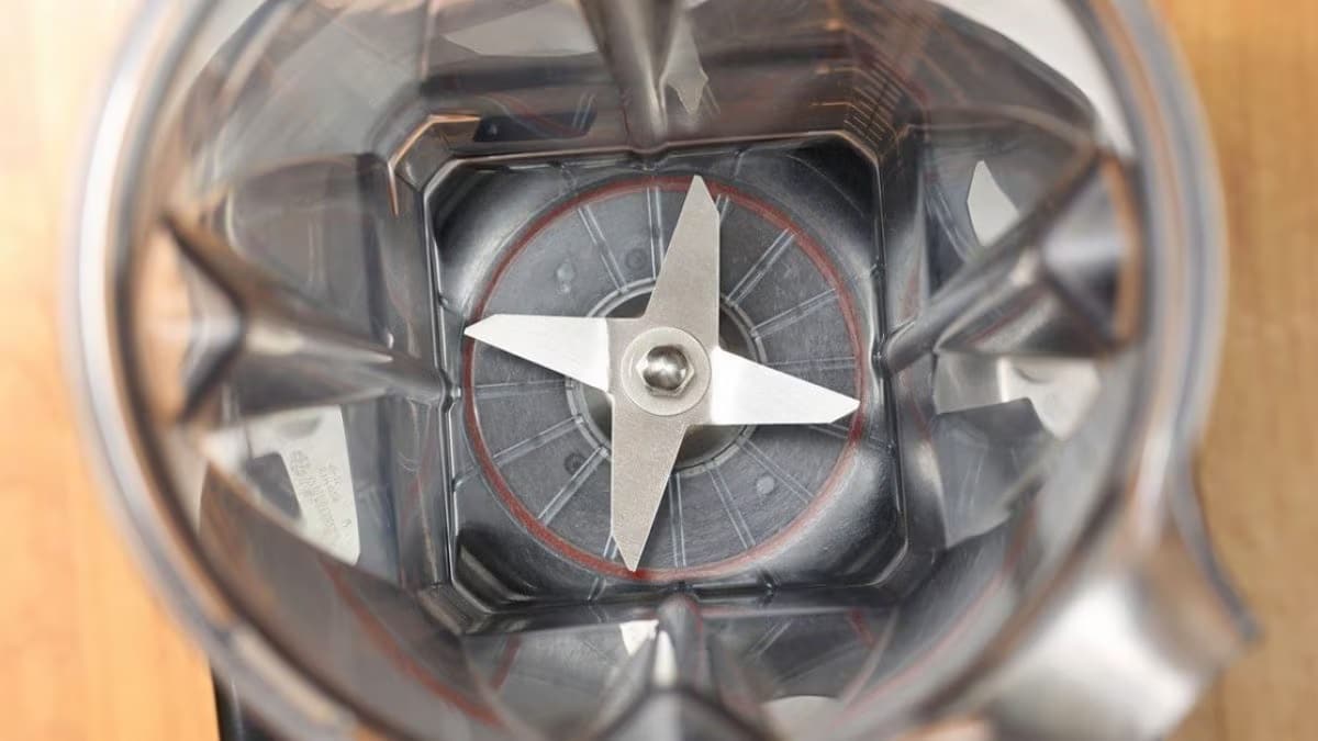 Міф про заточування льодом і яєчною шкаралупою: інженерний розбір того, як насправді доглядати за ножами блендера