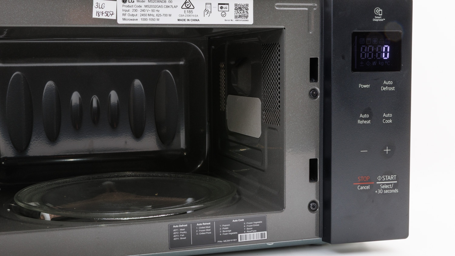 Порівняння покриттів: біокераміка Samsung проти EasyClean від LG