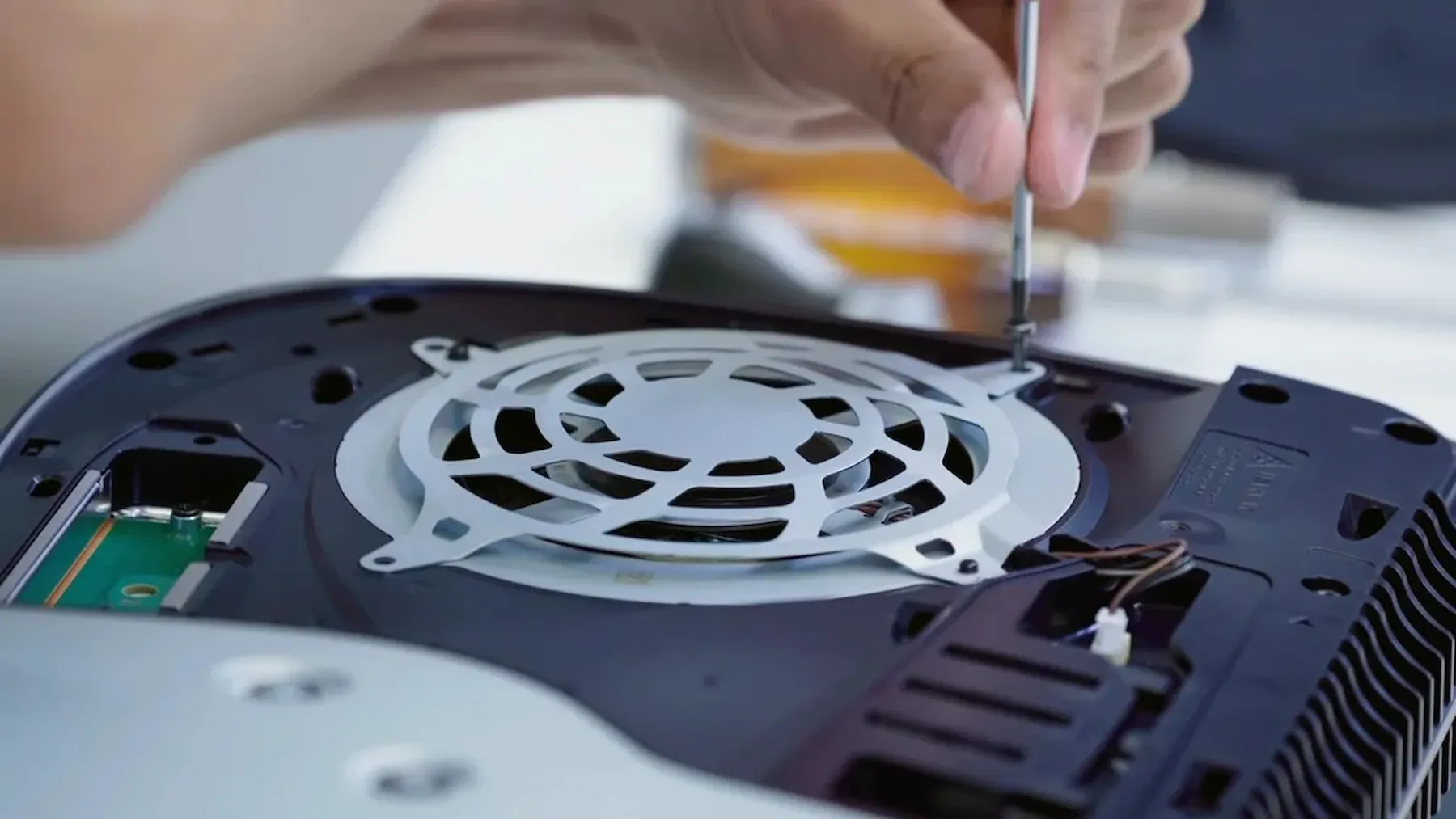 Почему не работает PS5: основные причины отказа системы