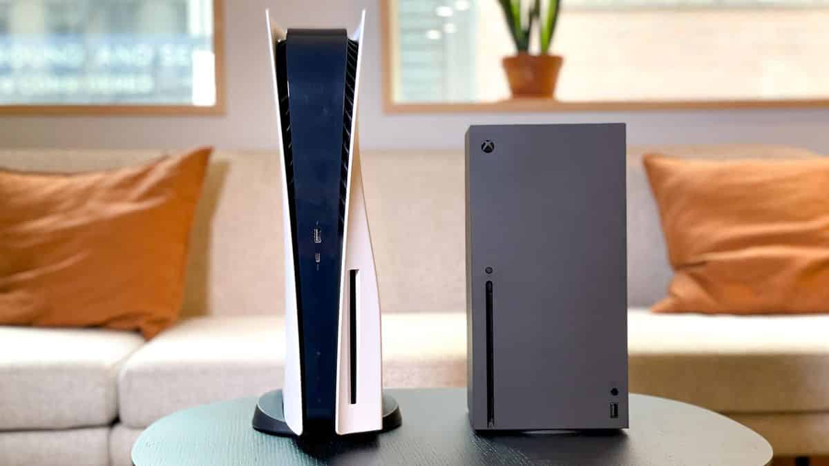 PlayStation 5 Slim или Xbox Series X: какую консоль выбрать