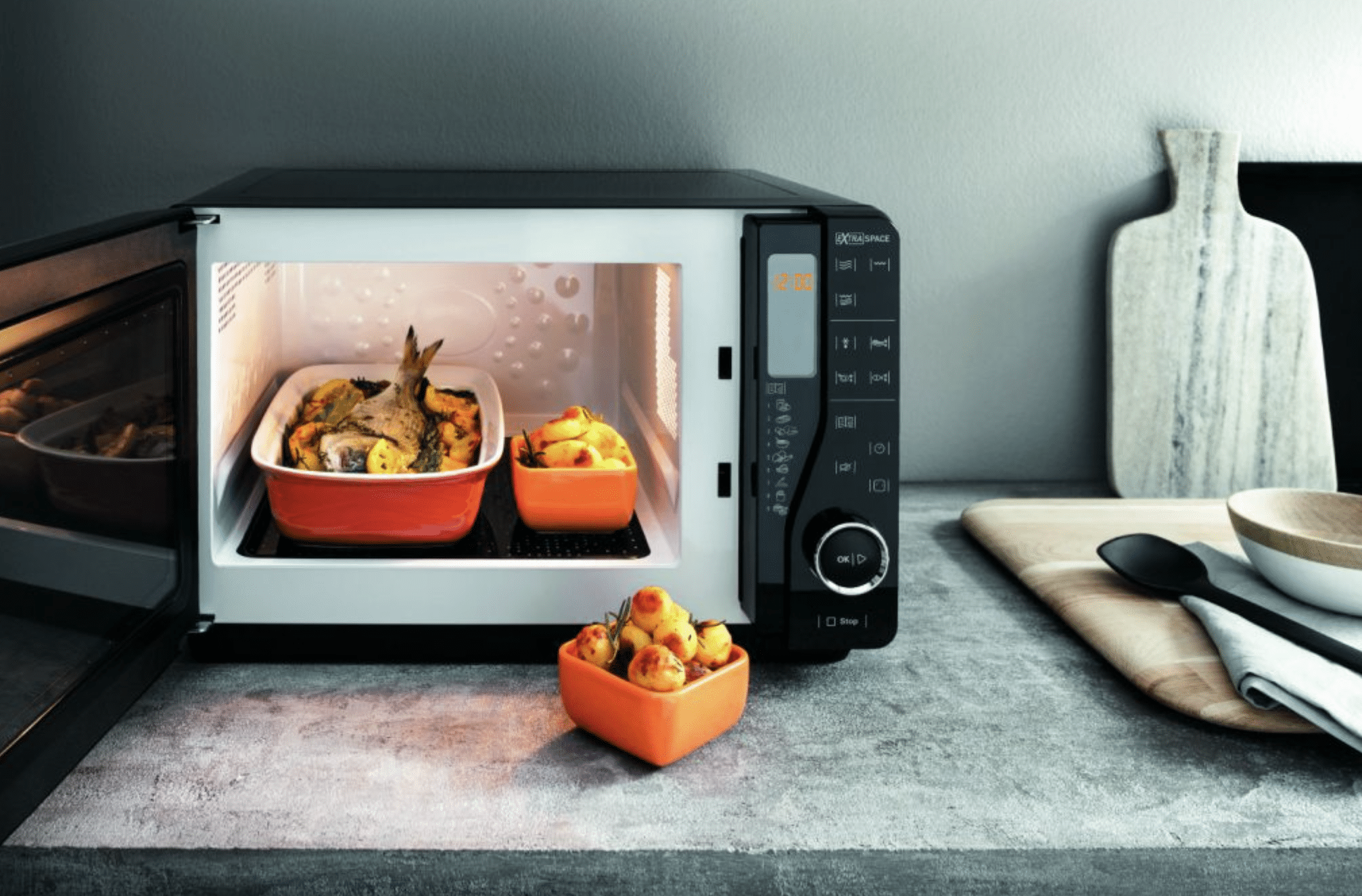 Біокерамічна емаль проти неіржавної сталі: трибологія, гігієна та довговічність покриття