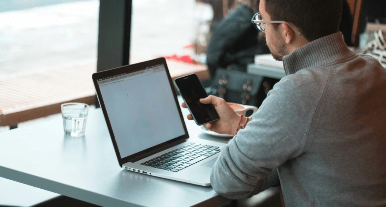 OLED чи IPS екран: який ноутбук обрати?