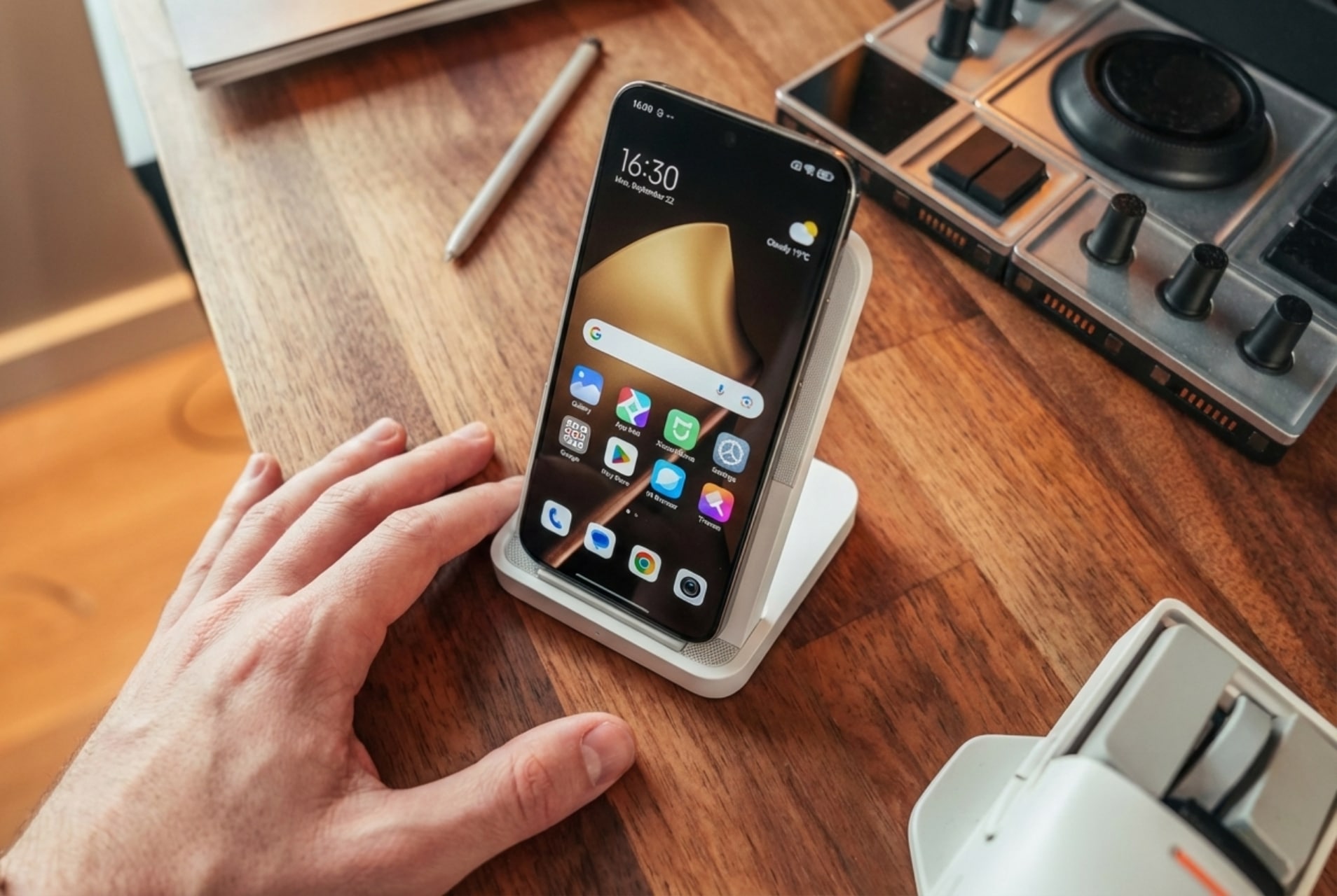 Огляд Xiaomi 15T Pro: чи залишається він «королем» у 2026 році