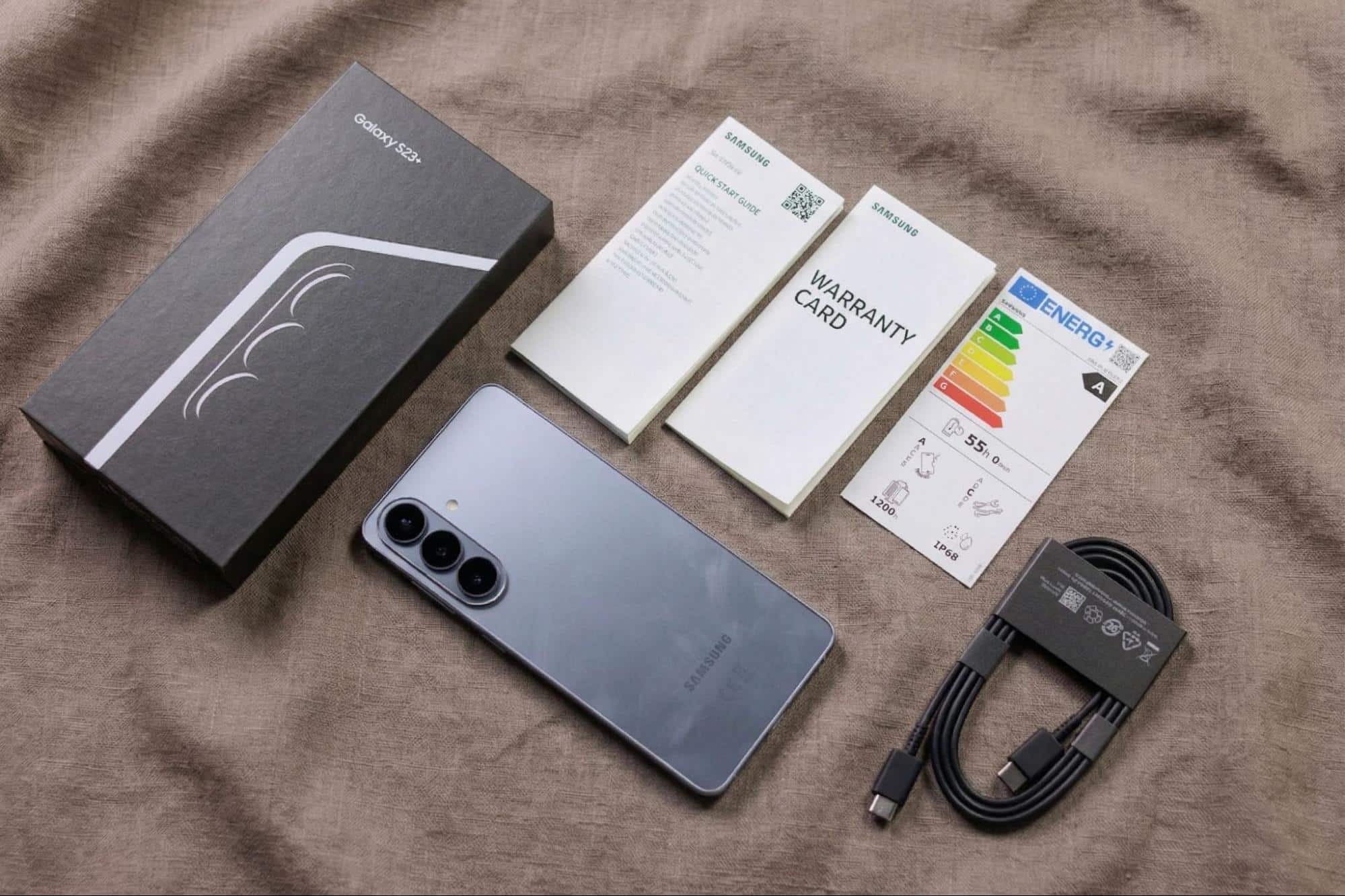 Огляд Samsung Galaxy S26+