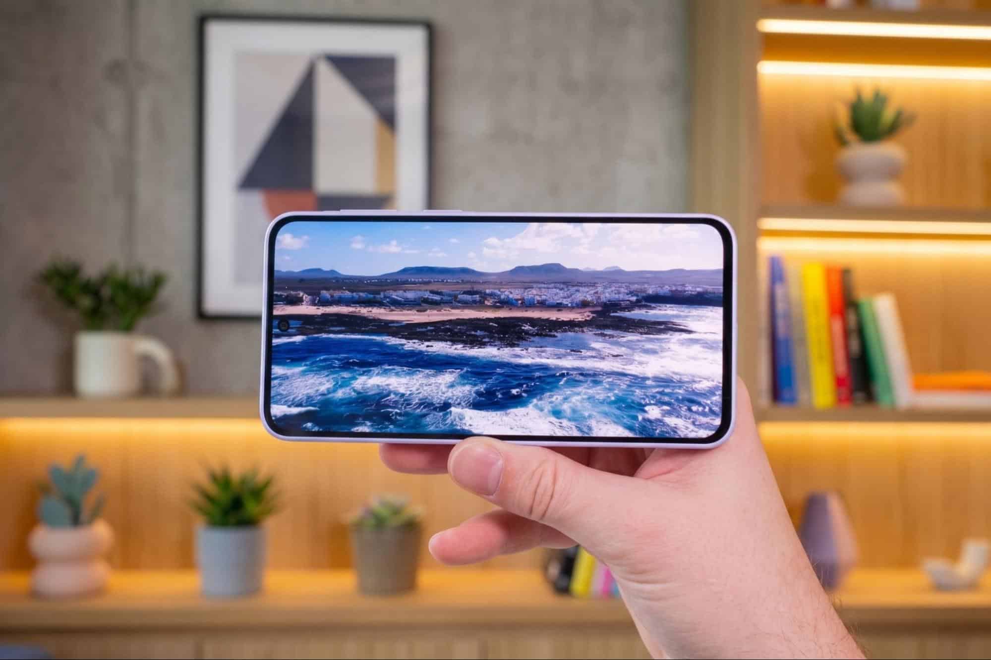 Samsung Galaxy A37 — обзор модели и кому подойдет смартфон