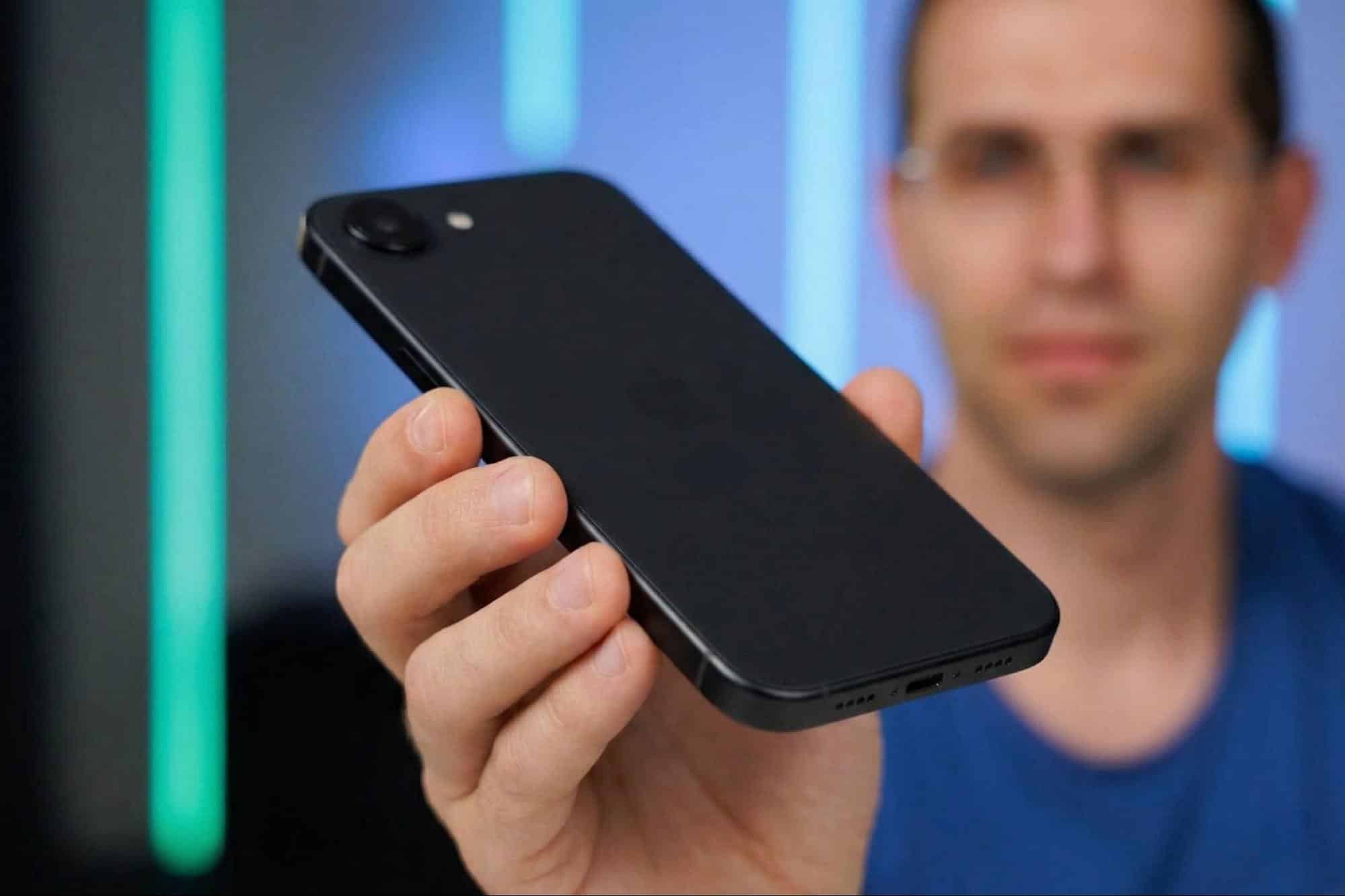 Обзор iPhone 17e