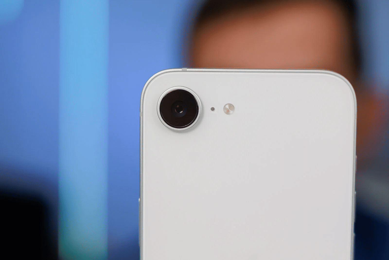 Обзор iPhone 17e