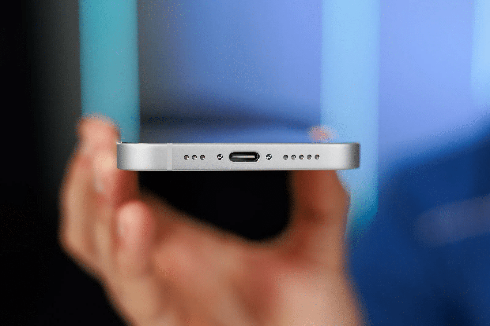 Обзор iPhone 17e