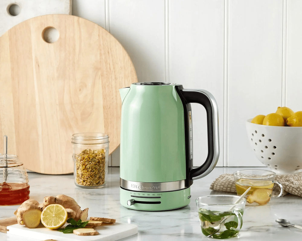 Це ідеальна кухня у зелених відтінках